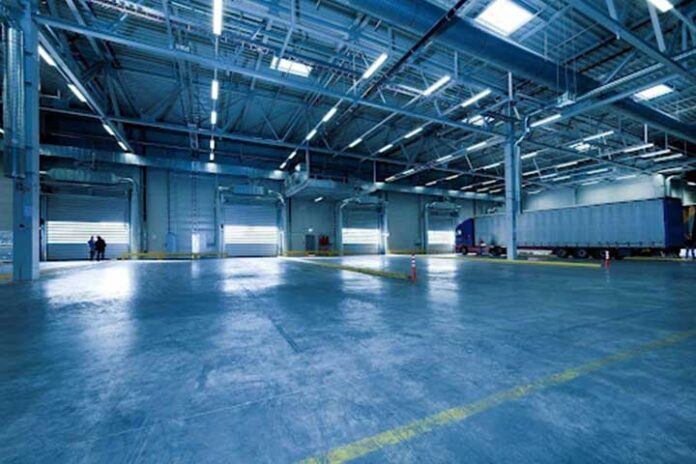 Reducing Overhead Costs with LED Warehouse Lighting